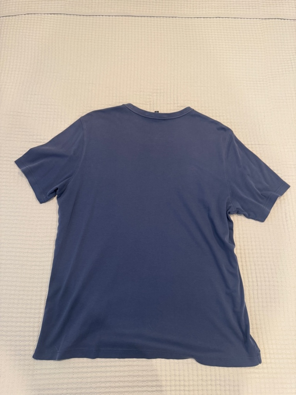Robert Barakett Short-Sleeve Crew in Dusty Blue - Picture 3 of 3